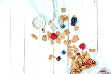 Healthy Breakfast of cereals, berries and milk