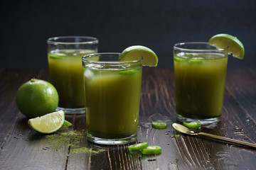 iced green tea with lime and green chilli