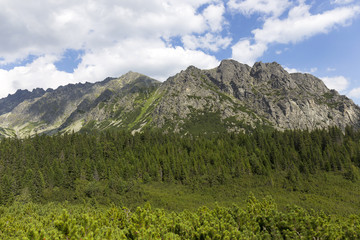 Obraz premium View on mountain Peaks and alpine Landscape of the High Tatras, Slovakia