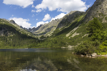 Naklejka na ściany i meble View on mountain Peaks and alpine Landscape of the High Tatras, Slovakia