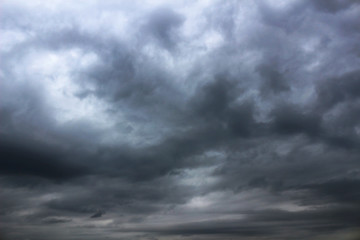 Fototapeta premium Dark cloudy sky landscape