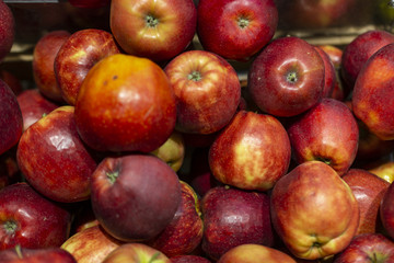 Fototapeta na wymiar Red apples background texture