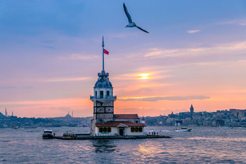 Fototapeta premium Sunset Maiden's Tower