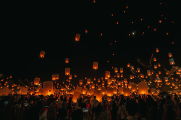 Floating lantern in night Chiang mai Thailand © Oran Tantapakul