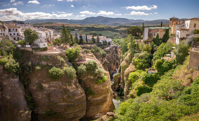 Fototapeta na wymiar Spanien / Andalusien - die Schlucht von Puente de nuevo Ronda