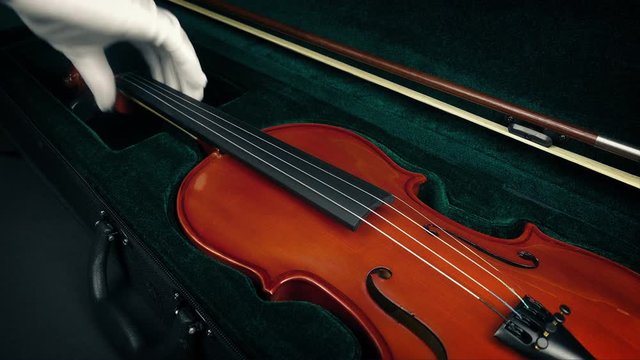 Case Opens And Violin Is Taken Out