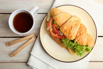 Croissant with vegetables