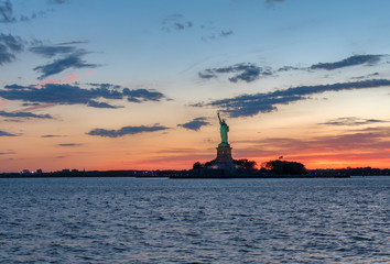 Statue de la liberté - NYC - 214804058