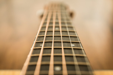 Braune Akustikgitarre