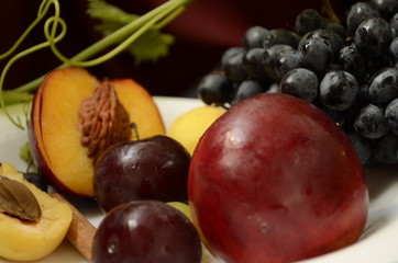 wine, bottle, glass, alcohol, grapes, drink, grape, fruit, food, white, red, green, isolated, vine, beverage, object, wineglass, winery, apple, bunch, table, ripe, cluster, fresh, liquid