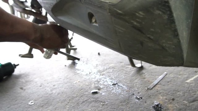 Mechanic maintenance motorcycle according to the time limit.