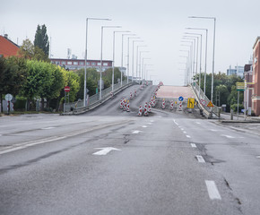 City overpass reconstruction with traffic regulation