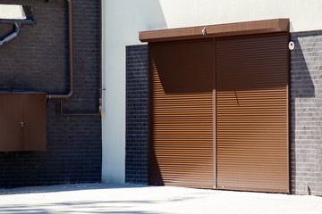 Obraz na płótnie Canvas garage gate from the blinds