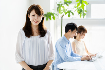 Obraz premium portrait of young asian group in office