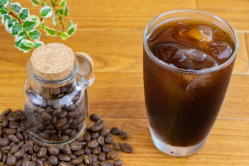 アイスコーヒー　コーヒーブレイク　イメージ