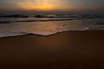 Fototapeta na wymiar Beautiful sky before Sunrise with seascape for background