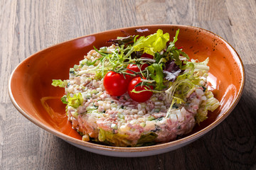 Salad with prawns and salmon