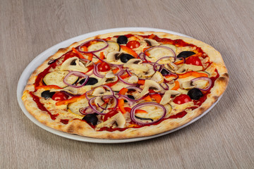Vegetarian pizza with mushrooms
