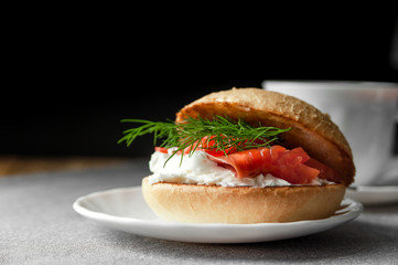 Sandwich with salmon and cream cheese