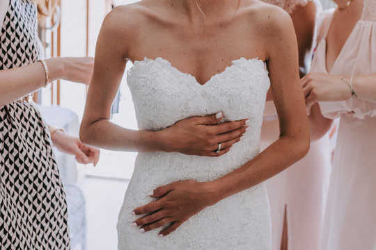 Les pr&eacute;paratifs de la mari&eacute;e