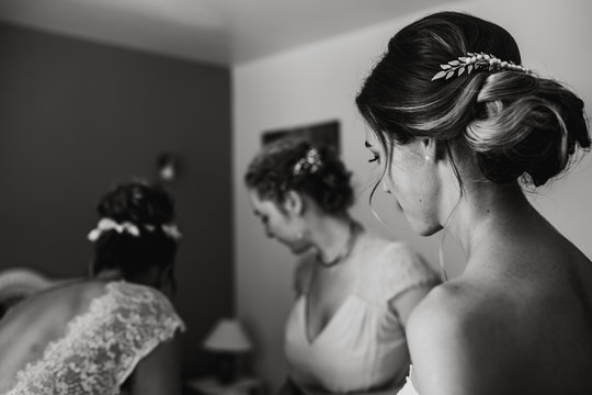 Les pr&eacute;paratifs de la mari&eacute;e