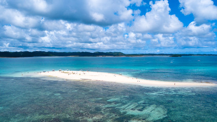 Fototapeta na wymiar Naked island in Sargao Philippines