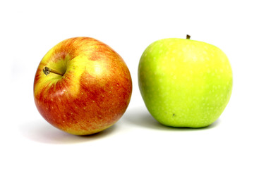 Roter und Grünner Apfel isoliert