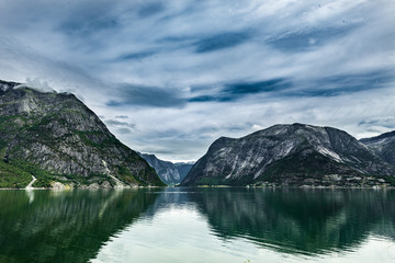 Naklejka na ściany i meble eidfjord