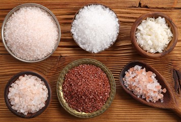 Different varieties of table salt.