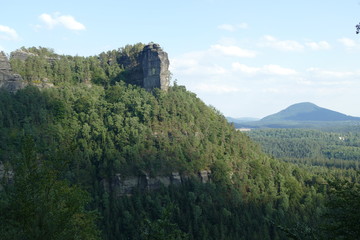 Naklejka premium Ostaniec