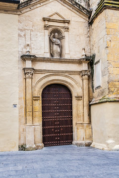 La Iglesia Parroquial De San Nicolas De La Villa La Iglesia Parroquial De San Nicolas De La Villa