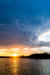 Naklejka premium colorful dramatic sky with cloud at sunset.