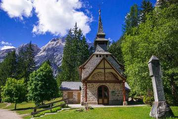 Fototapeta na wymiar View of little church near Braies lake in Italy