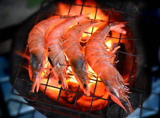 Grill Shrimp with charcoal fire.