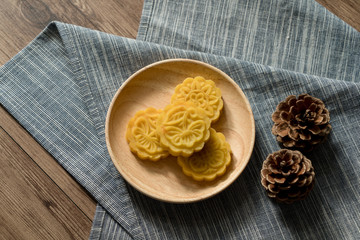 Chinese food, Mid-Autumn moon cake