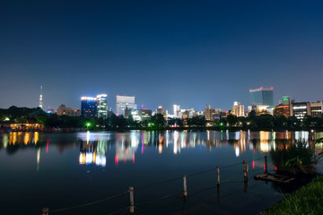 Naklejka premium 上野 不忍池 夜景