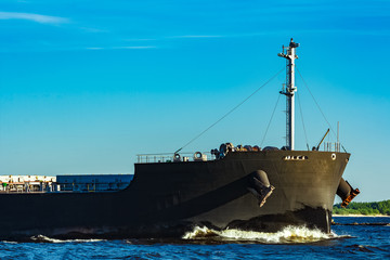 Fototapeta premium Black bulk carrier
