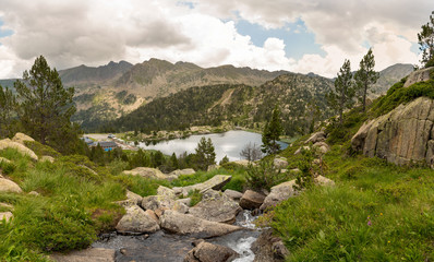 Fototapeta na wymiar Lake Pessons in Grau Roig, Encamp, Andorra