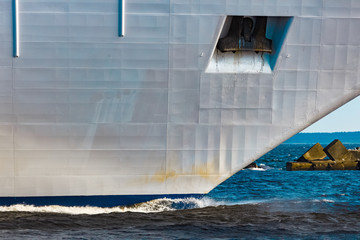 Obraz na płótnie Canvas Luxury cruise liner in travel