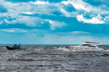 White speed boat in action