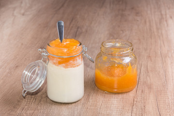 Zero waste health meal homemade yogurt and peach jam