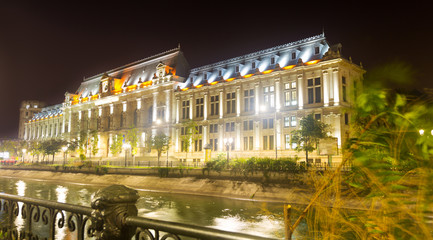 Fototapeta na wymiar Court of Apparel, Bucharest, Romania