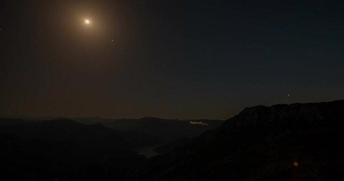 Moon rising 4k time lapse video