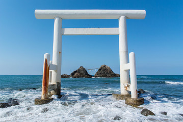 White Trii in the Sea Beach In Fukuoka
