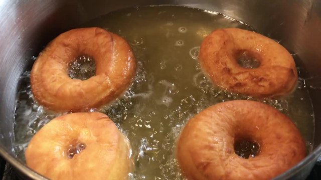 Frying donuts stovetop at home