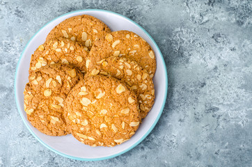 Oatmeal cookies with nuts