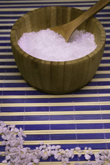 Fototapeta na wymiar salt in a bamboo bowl