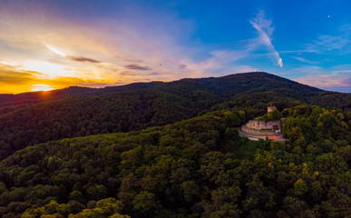 Fototapeta premium Zamek Alsbach Poranny nastrój