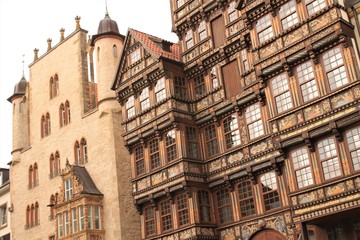 Hildesheimer Baukunst; Tempel-und Wedekindhaus am Markt