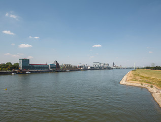 Obraz premium rhein bei köln von südbrücke aus gesehen